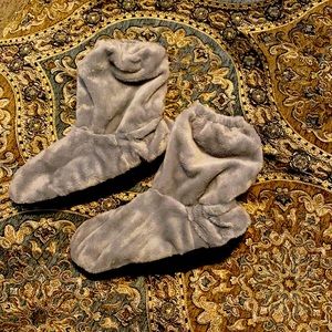 slippers (microwaveable beads)